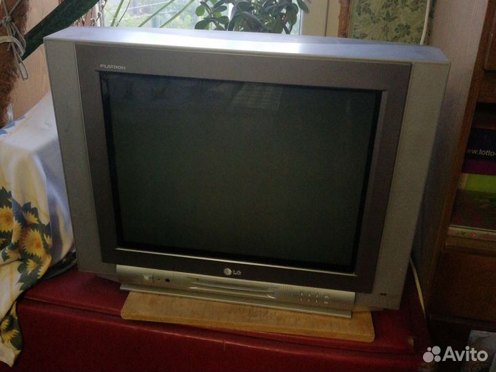Телевизор LG 21'