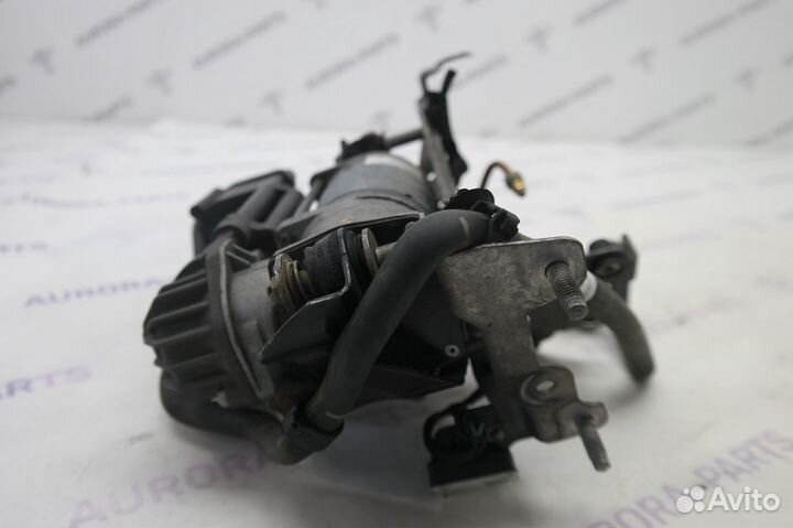 Компрессор пневмоподвески Mercedes C W205 2013