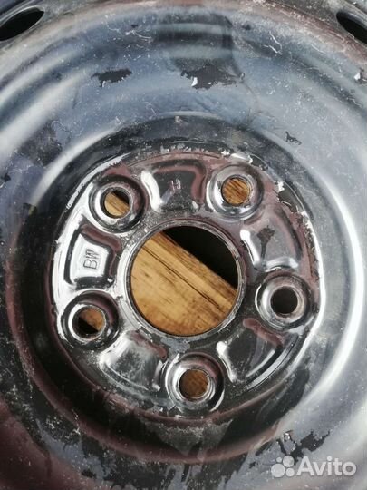 Штампованные диски r16 5x114,3 на Тойота corolla