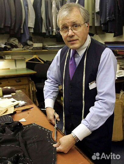 Портной швея