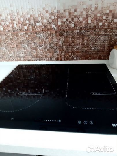 Продам индукционную варочную панель