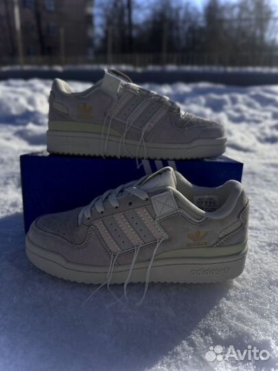 Кроссовки женские Adidas Forum 84 Low Off White