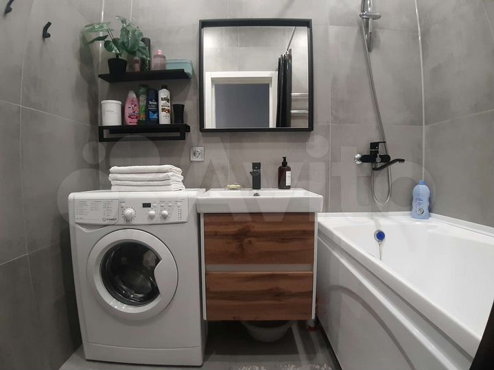 2-к. квартира, 53 м², 8/9 эт.