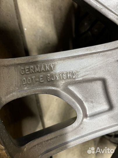 R18 Nokian Tyres Nordman 5 SUV 235/60, PCD 5x108 DIA 63.4