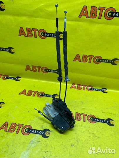 Замок двери передний правый Hyundai Elantra HD