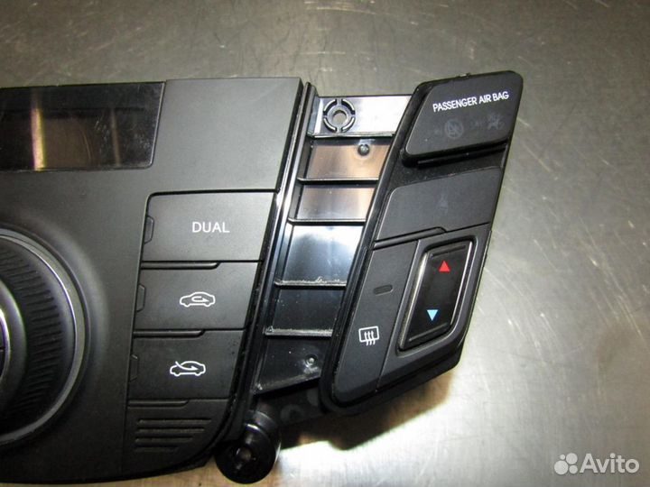 Блок управления климатической установкой i40 2011