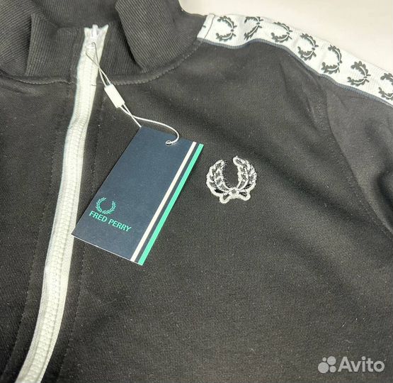 Худи Fred Perry