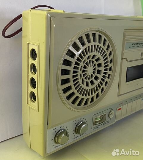 Кассетный магнитофон электроника 302 - 1