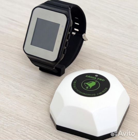 Часы официанту для вызова повором на кухню