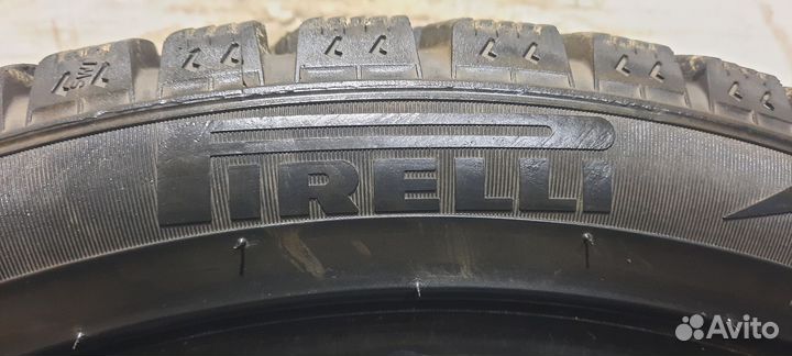 Pirelli Ice Zero 225/45 R18 95H