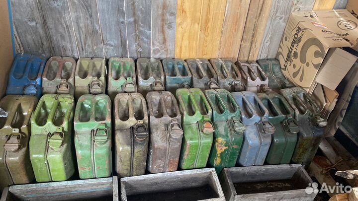 Канистра металлическая 20 л