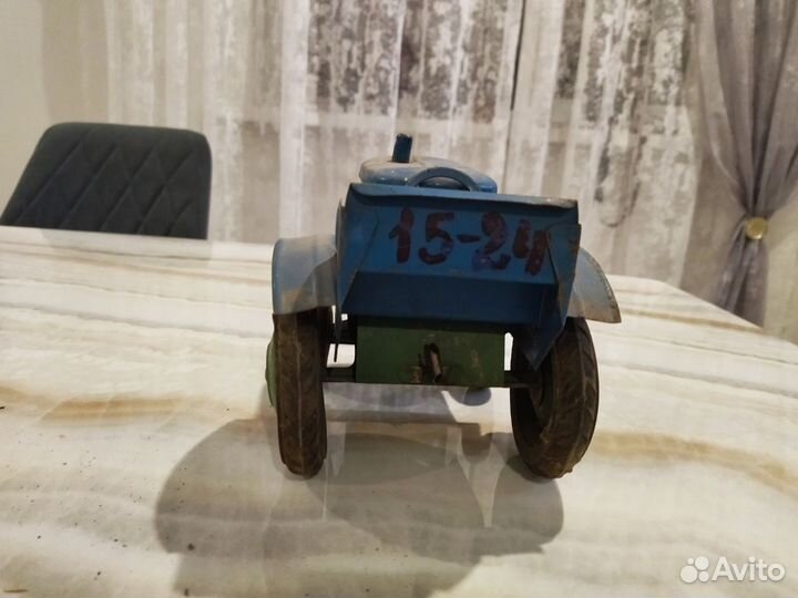 Игрушка кран СССР