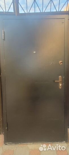 Дверь входная металлическая