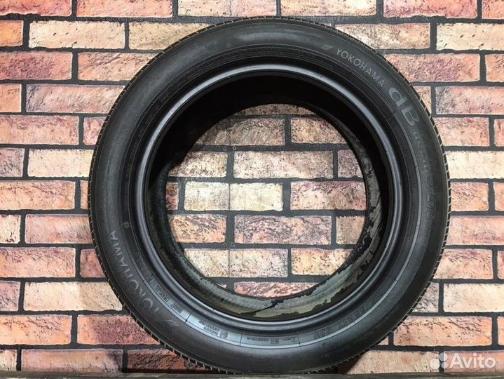 Yokohama dB Decibel E70D 215/55 R17