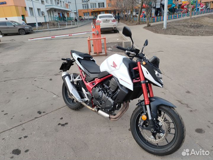 Honda cb 750 Hornet как новый