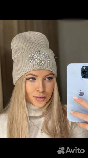Шапка со стразами разные цвета