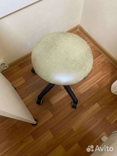 Мебель в салон красоты