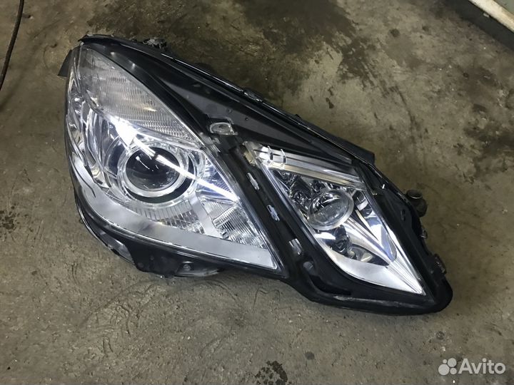 Мерседес 212 фара Mercedes