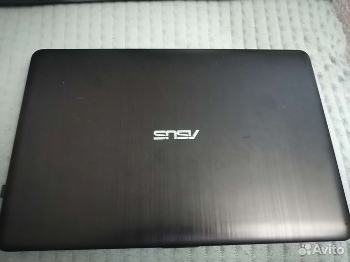 Ноутбук asus