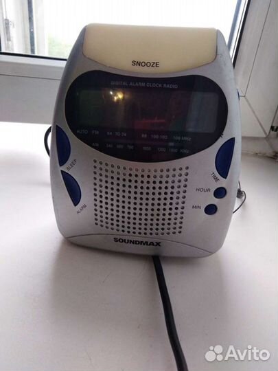 Радиоприемник со светильником