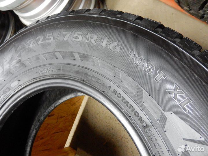 Nokian Tyres Nordman 7 SUV 225/75 R16