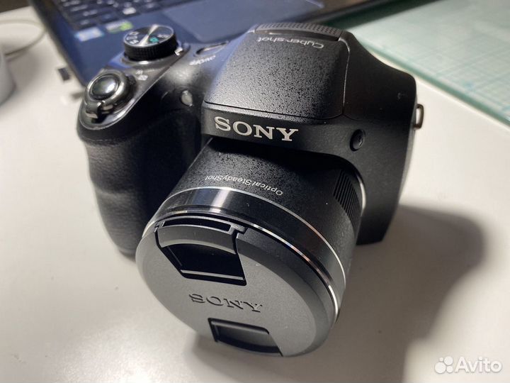 Продам фотоаппарат Sony