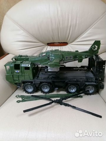 Военный самолет