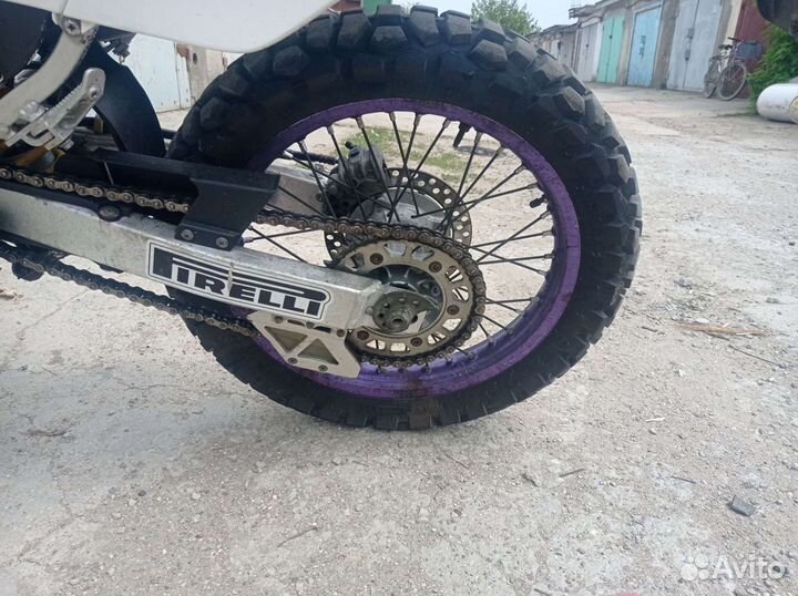 Suzuki Djebel 250