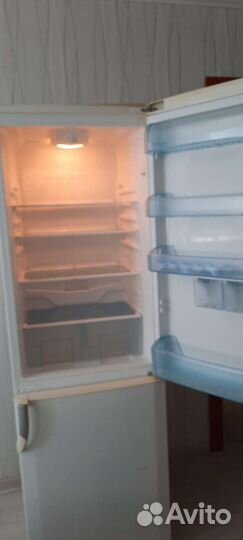 Холодильник веко б/у