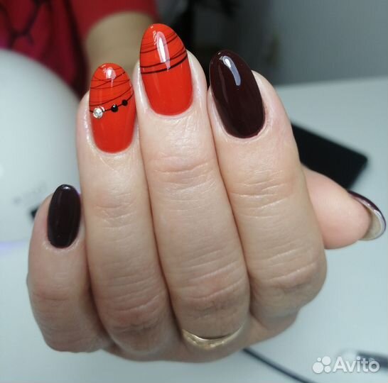 Маникюр, педикюр, наращивание ногтей