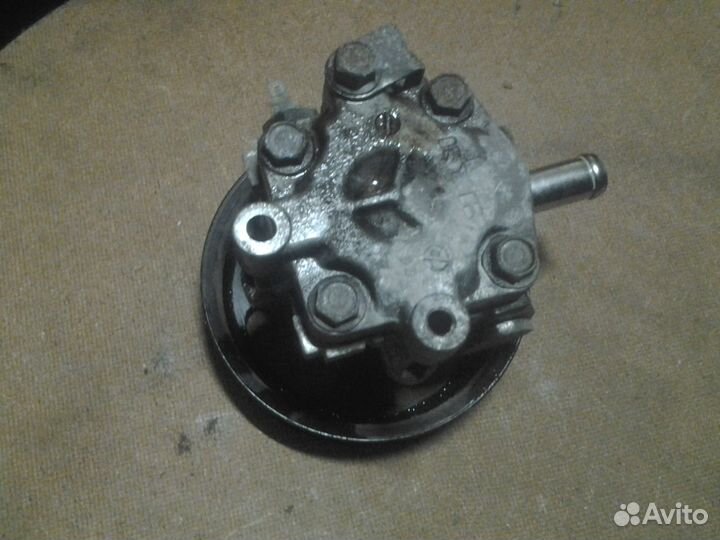 Lanser X/лансер 10 насос гур