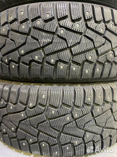 Pirelli Ice Zero 215/50 R17