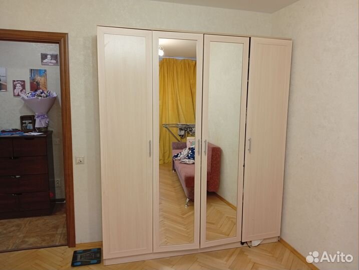 Шкаф распашной бу