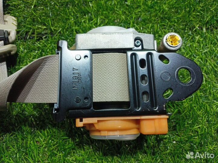 Ремень безопасности передний правый Infiniti Fx35