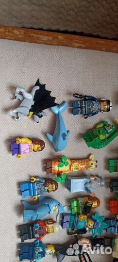 Разные фигурки лего