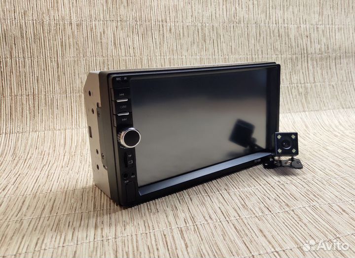 Магнитола 7018B с камерой заднего хода в комплекте