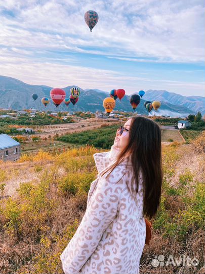 Леопардовое белое пальто