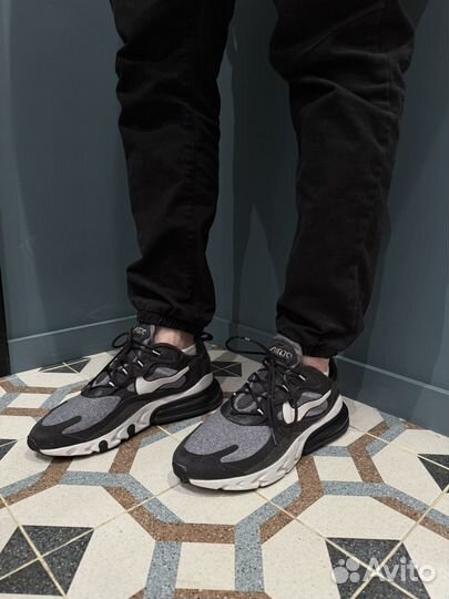 Кроссовки мужские Nike