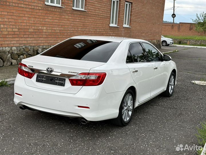 Toyota Camry 2.5 AT, 2014, 245 000 км