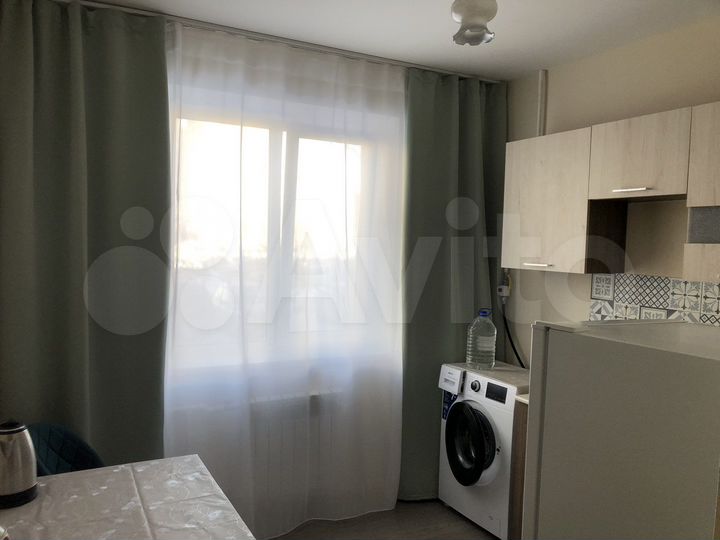 1-к. квартира, 35 м², 1/10 эт.