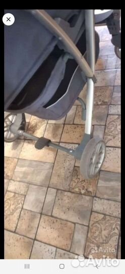 Прогулочная коляска