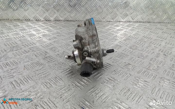 Насос вакуумный BMW 6 E63/E64 2004