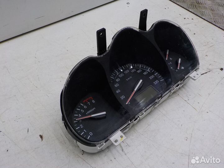 Щиток приборов (панель приборов) Kia Cerato 2004-2