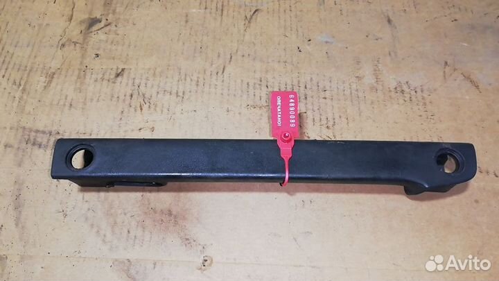 Ручка двери внутренняя правая / 4