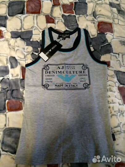 Продаю майку Армани