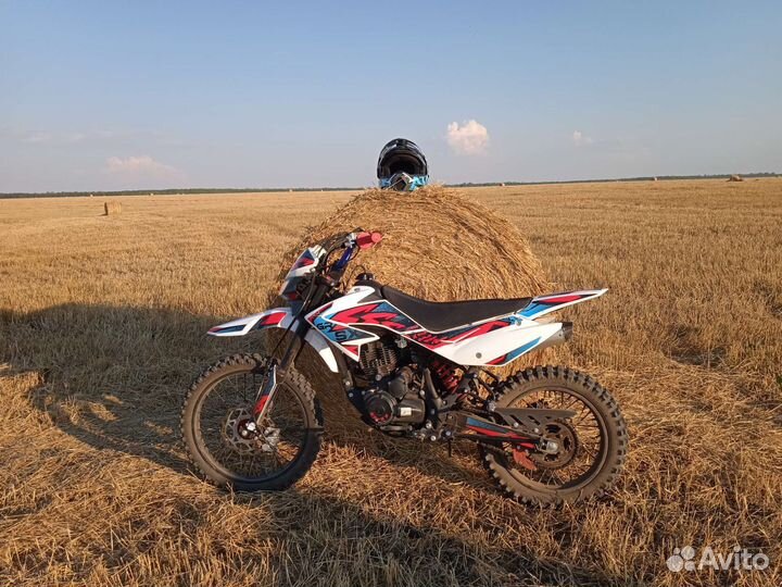 Продаю мотоцикл gr sx 150