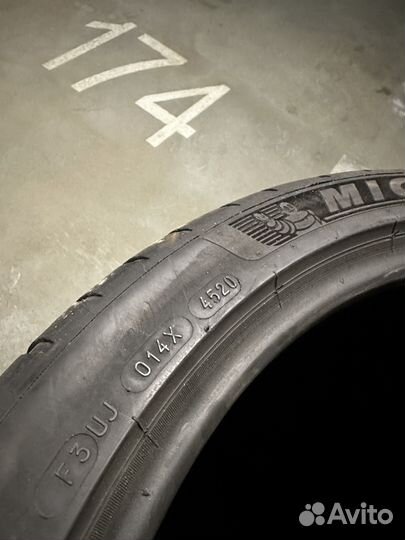 Michelin Pilot Sport 4 S 225/40 R19 и 255/35 R19 96Y