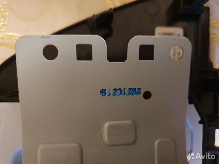 Штатная магнитола на Kia Rio 4