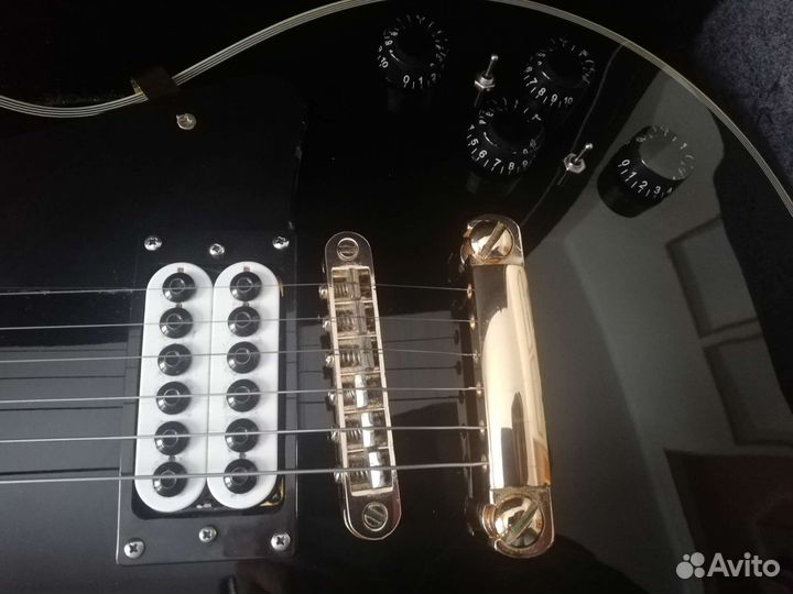 Электро гитара