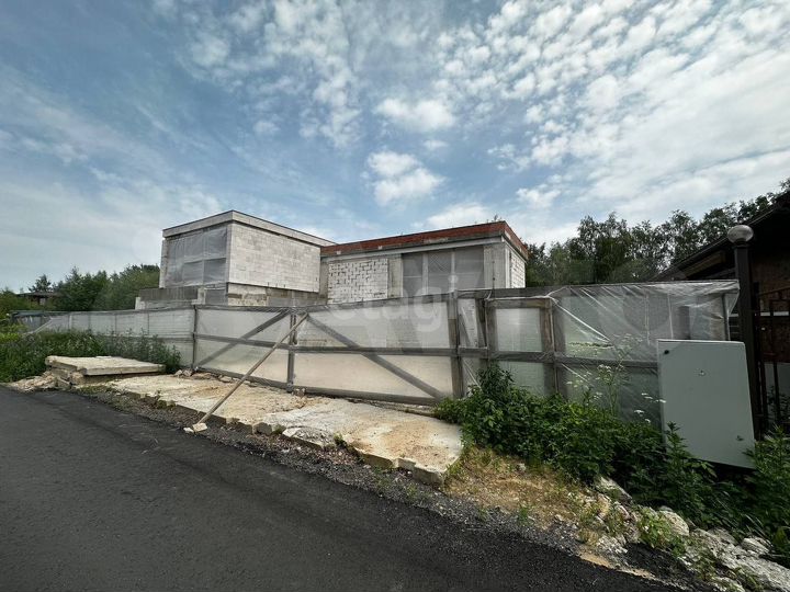 Коттедж 634,2 м² на участке 21,5 сот.